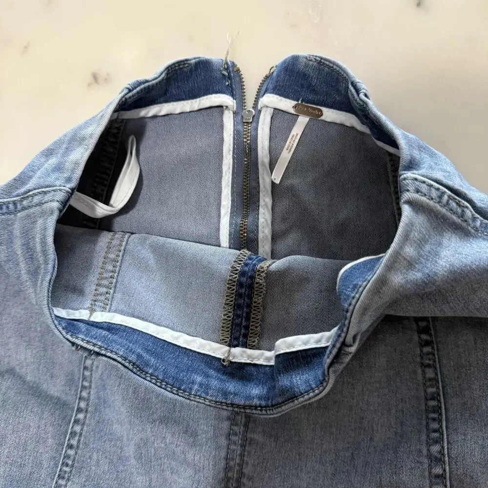 Free People Women’s Size 4 Blue Cotton Denim Mini Skirt Zip Closure Festival